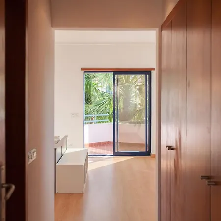 Сasa de vacaciones Flh Caparica Town House With Pool Costa da Caparica