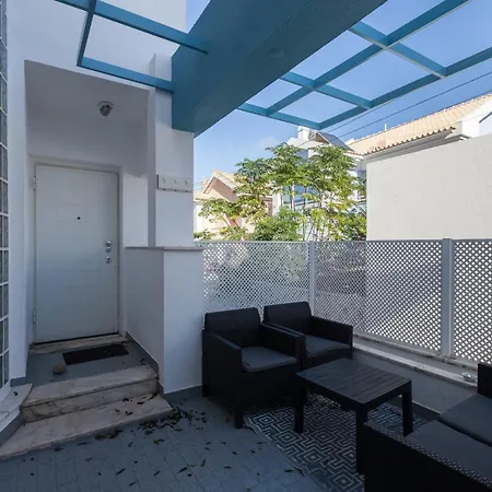 Holiday home Flh Caparica Town House With Pool *